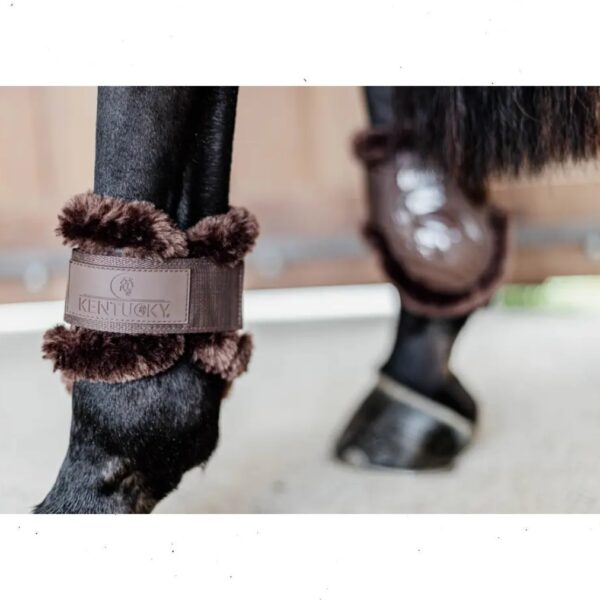 Kentucky tagajalakaitsmed VEGAN SHEEPSKIN YOUNG HORSE FETLOCK BOOTS - Image 3